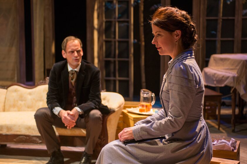Hedda Gabler at Writers Theater